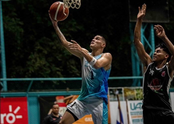 Carlos Ulloa in Memorian a semifinales