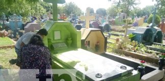 Foto: Visita a cementerios de Managua este 30 de mayo / TN8