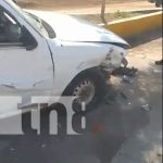 Invasión de carril provoca accidente en la «infame» Carretera Vieja a León Foto: Una persona lesionada por accidente de tránsito en la Carretera Vieja a León / TN8