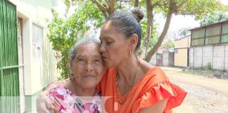 Foto: Premios a las madres con Crónica TN8