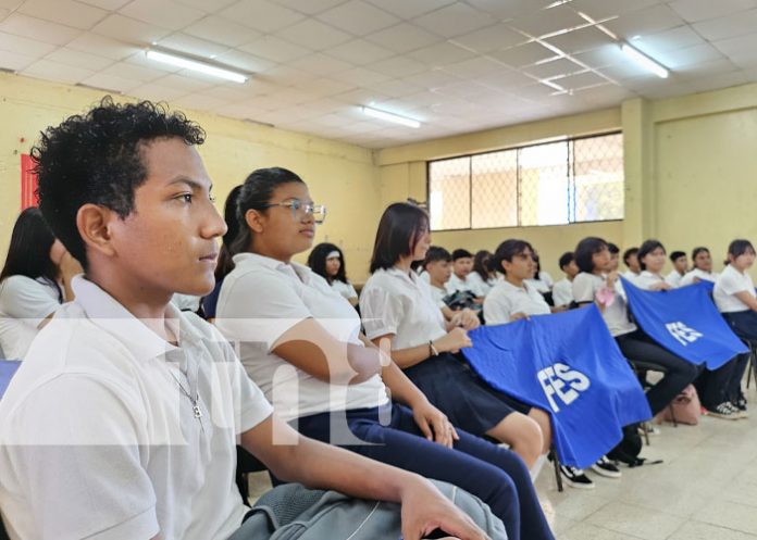 digni-1 Foto: Conversación sobre la Dignidad Nacional en colegios de Managua / TN8