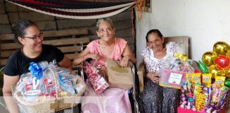 Foto: Premios a las mamás con Crónica TN8