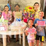 Foto: Premios para una madre en Crónica TN8