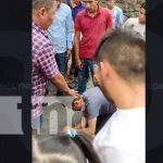 ¡Pobre niño! Cayó de un bus de transporte colectivo en La Dalia, Matagalpa Foto: Accidente con un niño que cayó de un bus en La Dalia, Matagalpa / TN8