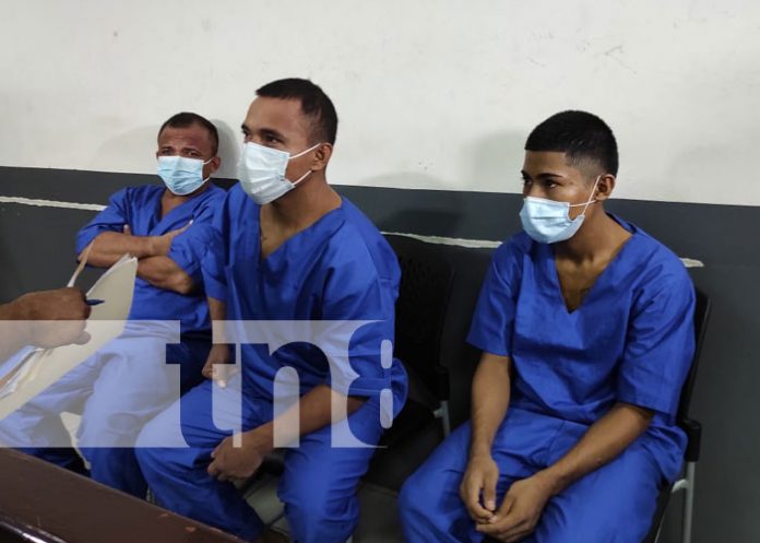 Foto: Procesan a sujetos por el robo del portón de una vivienda en Managua / TN8 Foto: Procesan a sujetos por el robo del portón de una vivienda en Managua / TN8