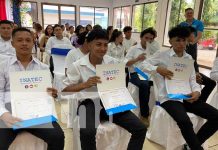 Más de 50 nuevos técnicos profesionales provenientes de Chinandega Foto: Nuevos técnicos profesionales de Chinandega / TN8