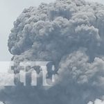 Reporte oficial de INETER sobre explosiones del Volcán Concepción Foto: Emanación de gases y cenizas en el Volcán Concepción, Ometepe / TN8