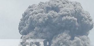 Foto: Emanación de gases y cenizas en el Volcán Concepción, Ometepe / TN8