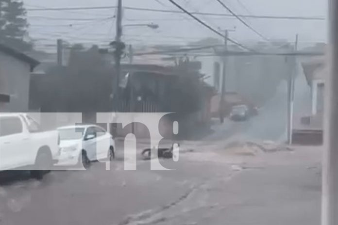 1 Foto: Calles de Matagalpa fueron inundadas por fuerte lluvia / TN8