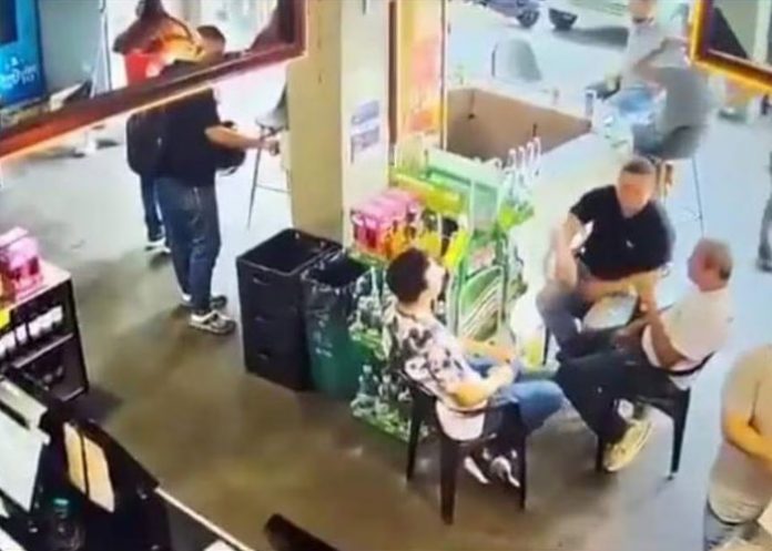 Padre enardecido en Colombia