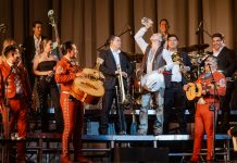 Foto: Nodal se suelta a llorar en pleno concierto ¿Será que extraña a Cazzu?/ Cortesía