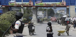 Pandilleros asesinan a tres efectivos policiales en Haití
