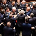 Polémica en Italia tras una pelea entre diputados en el Parlamento