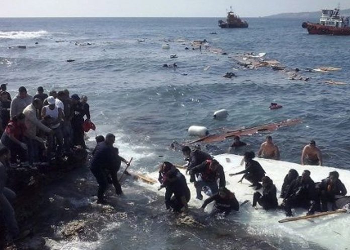 Al menos once migrantes muertos en la costa de Italia Al menos once migrantes muertos en la costa de Italia