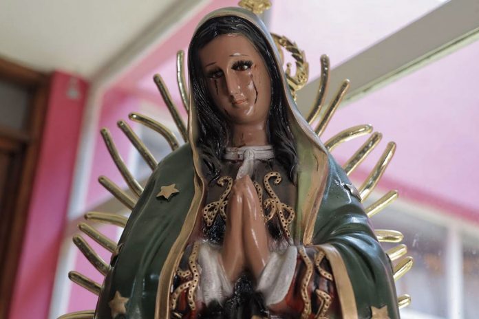 Virgen de Guadalupe desconcierta a México Virgen de Guadalupe desconcierta a México