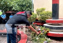 Ofrendas florales y actos culturales en toda Nicaragua al fundador del FSLN Foto: Ofrendas florales y actos culturales en toda Nicaragua al fundador del FSLN/TN8