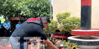 Foto: Ofrendas florales y actos culturales en toda Nicaragua al fundador del FSLN/TN8