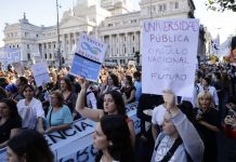 Docentes en Argentina intensifican protestas en busca de salarios dignos Foto: Protestas en Argentina /cortesía