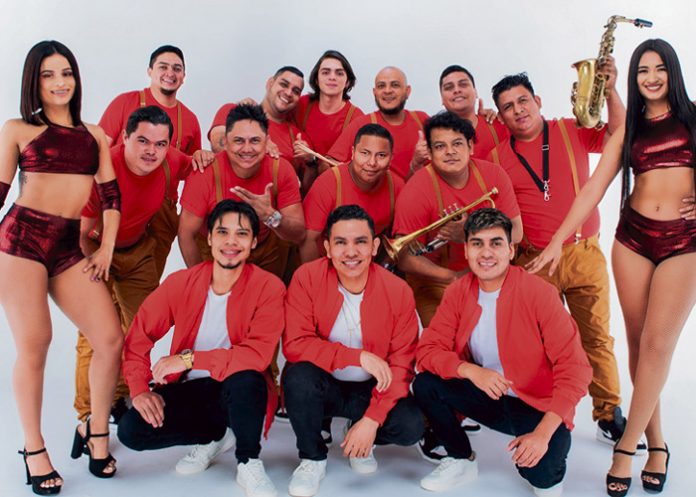 Costa Azul tira la casa por la ventana