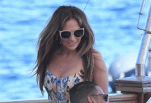 Foto: Captan a Jennifer López desde las playas de Italia y sin Ben Affleck / Cortesía