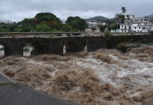 Estado de emergencia en El Salvador: lluvias dejan cinco muertos y 586 evacuados Lluvias en El Salvador dejan muertos y evacuados