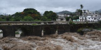 Lluvias en El Salvador dejan muertos y evacuados