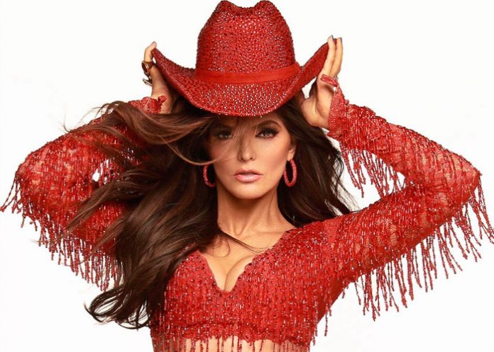 Foto:Ana Bárbara muestra apoyo y agradecimiento a la comunidad LGBTQ+/ Cortesía