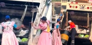 Foto: Virales por trabajar vestidos de princesas /Cortesía