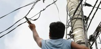 Foto: Muere electrocutado mientras intentaba robar cables en un barrio de Brasil /Cortesía