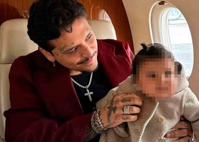 Foto: Christian Nodal celebró su primer