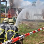 ¡Bomberos en Acción! Realizan ejercicio de extinción de incendios y rescate Foto: ¡Bomberos en Acción! Realizan ejercicio de extinción de incendios y rescate / TN8
