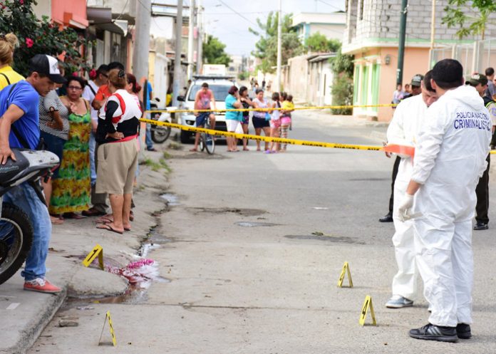 Foto: Acribillan a una mujer a plena luz del día en Brasil /Cortesía Foto: Acribillan a una mujer a plena luz del día en Brasil /Cortesía