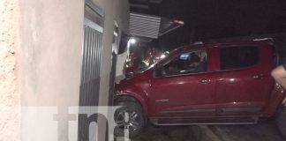 Foto: Borracho impacto en una vivienda con su vehículo en Estelí/ TN8