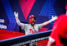 Filis superan 7-2 Mets en el primer juego en Londres de MLB