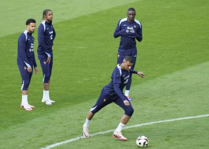 Mbappe mbappé, francia, fútbol,