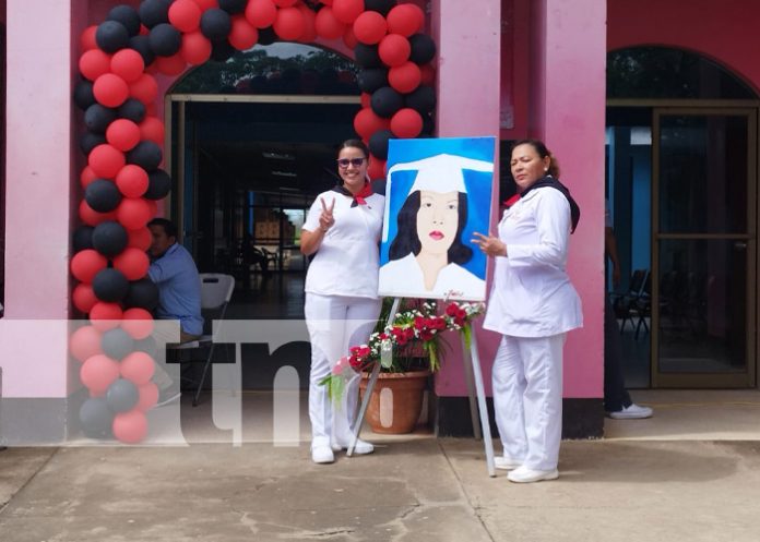 Foto: Homenaje a Yolanda Mayorga / TN8