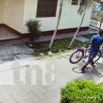 Robo de sacrilegio: Se «peinó» una bicicleta de una parroquia en Rivas Foto: Robo de bicicleta de una parroquia en Rivas / TN8