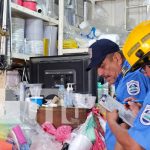 Revisión de sistemas eléctricos para evitar percances en el Mercado Roberto Huembes Foto: Revisión de sistemas eléctricos en el Mercado Roberto Huembes / TN8