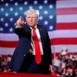 Donald Trump plantea crear liga de lucha para migrantes: ¿una broma o algo más?