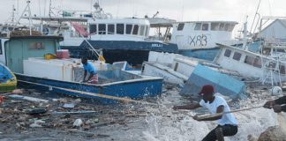 Huracán Beryl deja al menos siete muertos en el Caribe y se debilita camino a Jamaica