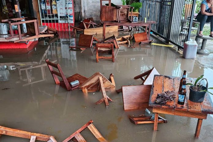 Foto: Lluvias no dan tregua en Costa Rica, socorristas han rescatado a varias personas/