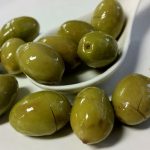 OJO, las aceitunas te pueden ayudar a perder esa grasa que tanto te preocupa Las aceitunas podrían ayudar a perder peso