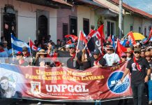 León celebra 45 años de liberación del Fortín de Acosasco con multitudinaria caminata Foto: León celebra 45 años de liberación del Fortín de Acosasco con multitudinaria caminata/TN8