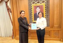 Tatiana García Silva, Nueva Embajadora en Turkmenistán: Firme Compromiso Diplomático Foto: Compañera Tatiana García, Embajadora de Nicaragua en la República de Turkmenistán junto a la Señora Dunyagozel Gulmanova, Presidenta del Parlamento de Turkmenistán / Cortesía