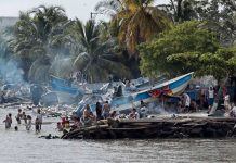 Naufragio en el Caribe colombiano: 1 muerto y 15 migrantes rescatados
