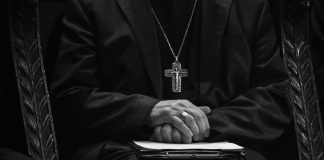 Pastor de Texas acusado de pedofilia culpa a su víctima