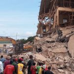 Foto: Derrumbe de una escuela deja 16 estudiantes muertos en Nigeria / Cortesía