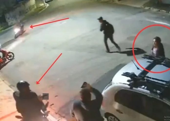 Foto: Mujer reacciona al asalto /cortesía