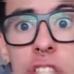 Sinvergüenza joven se niega a trabajar porque él «no pidió nacer» Foto: Joven viraliza internet /cortesía