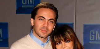 Foto: Cristian Castro no ha visto a su mamá desde su cirugía/ Cortesía